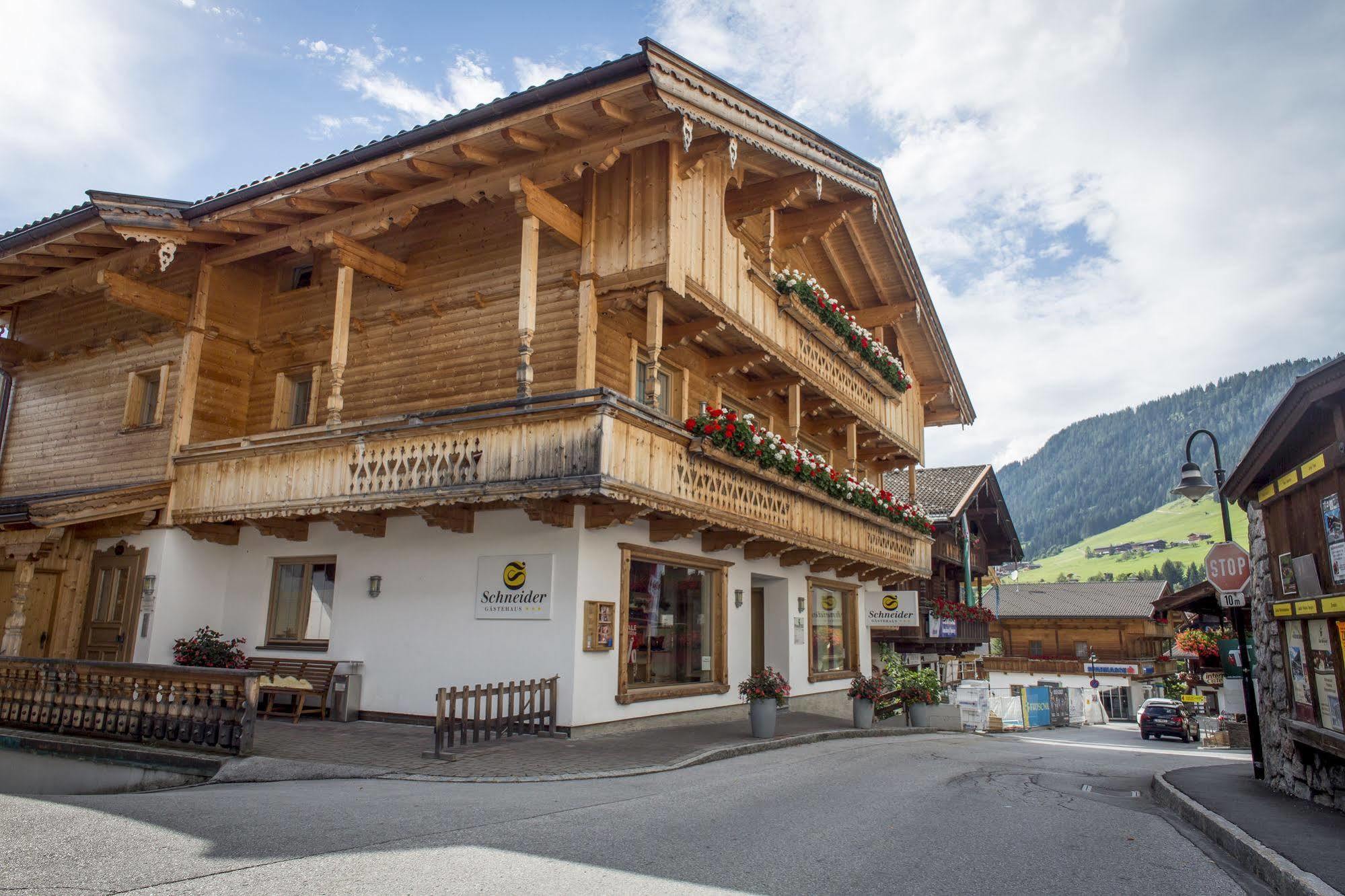 Das Gaestehaus Schneider Am Dorfplatz Alpbach Zewnętrze zdjęcie