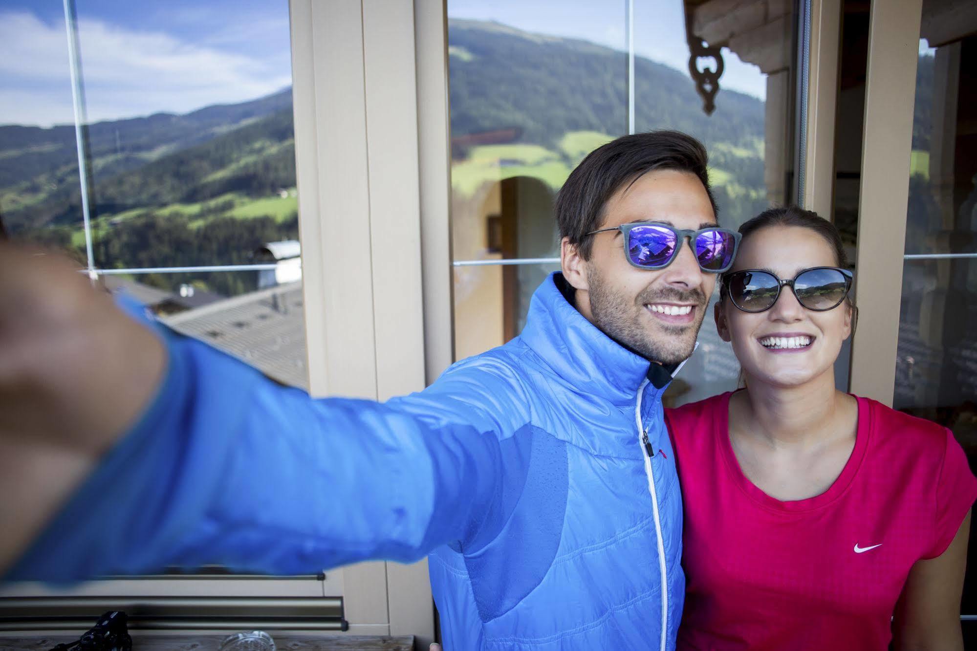 Das Gaestehaus Schneider Am Dorfplatz Alpbach Zewnętrze zdjęcie