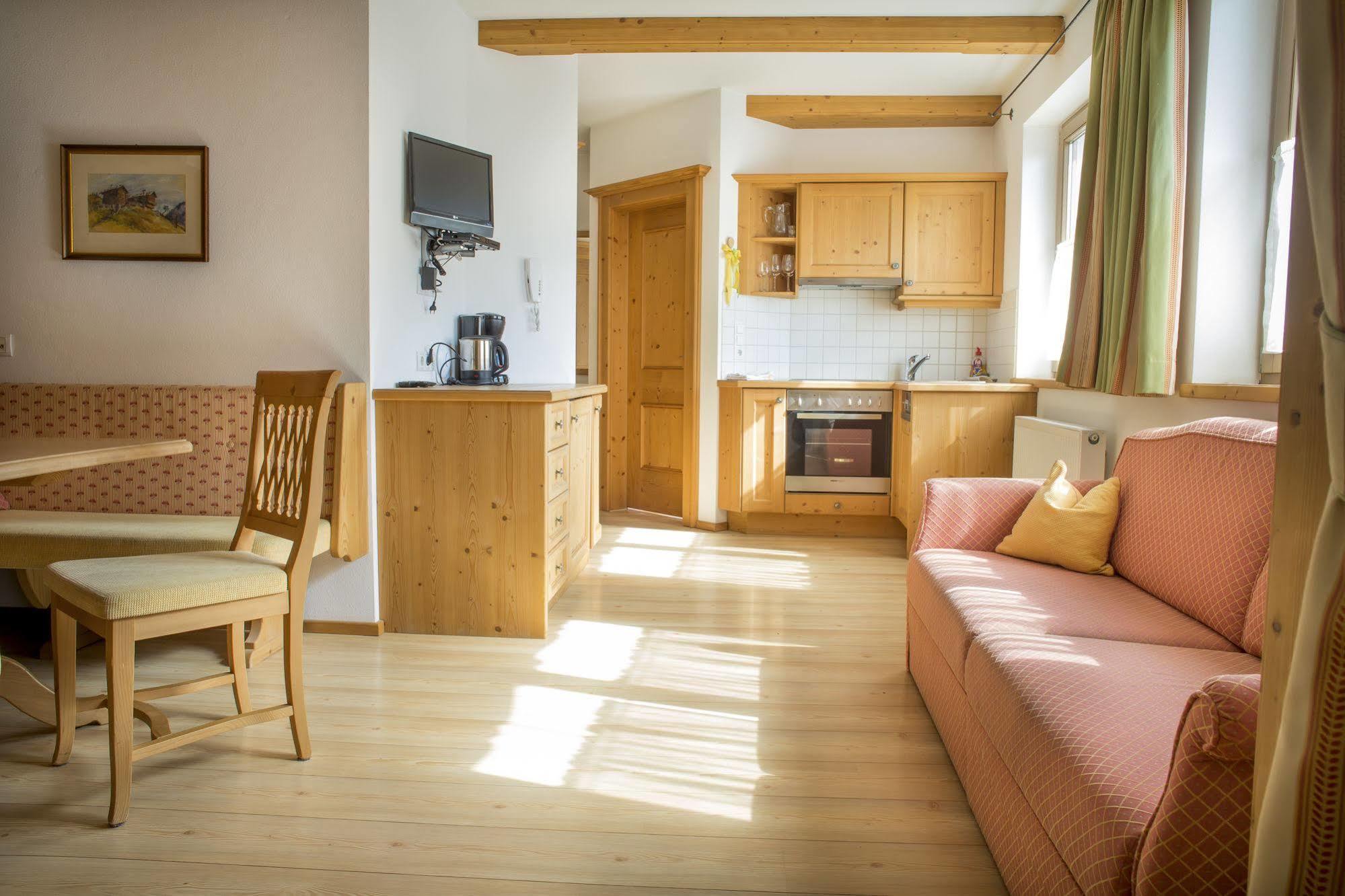 Das Gaestehaus Schneider Am Dorfplatz Alpbach Zewnętrze zdjęcie
