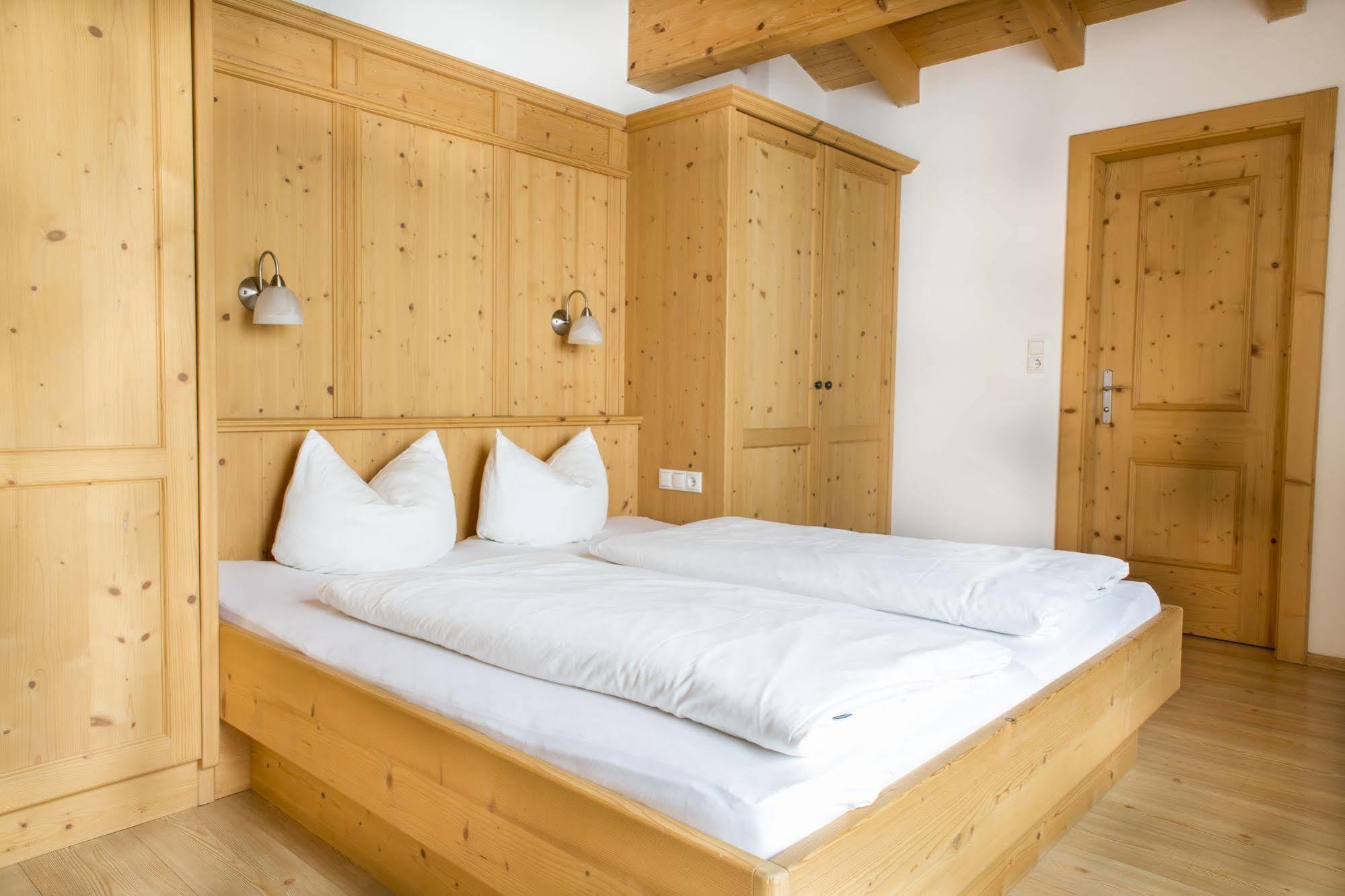Das Gaestehaus Schneider Am Dorfplatz Alpbach Zewnętrze zdjęcie